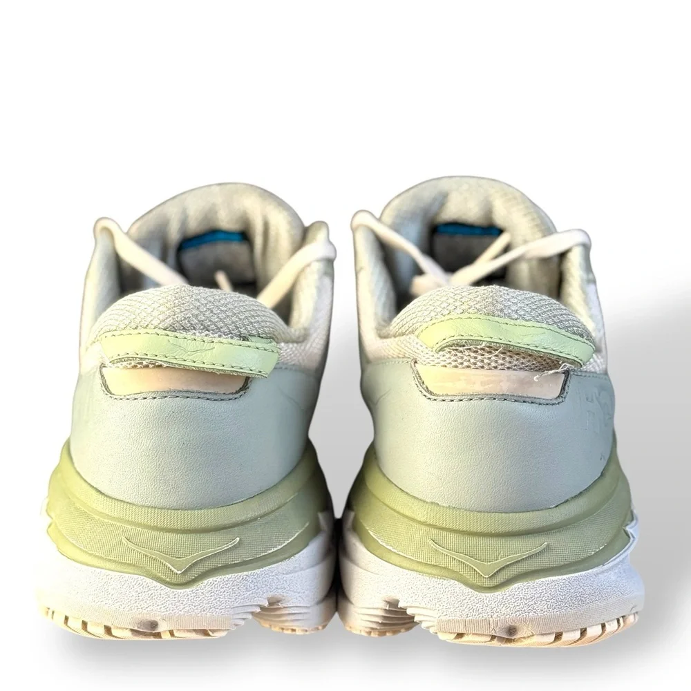 Hoka One One Bondi L Barley Oat Milk 1110538-BYT size 11.5 woman’s